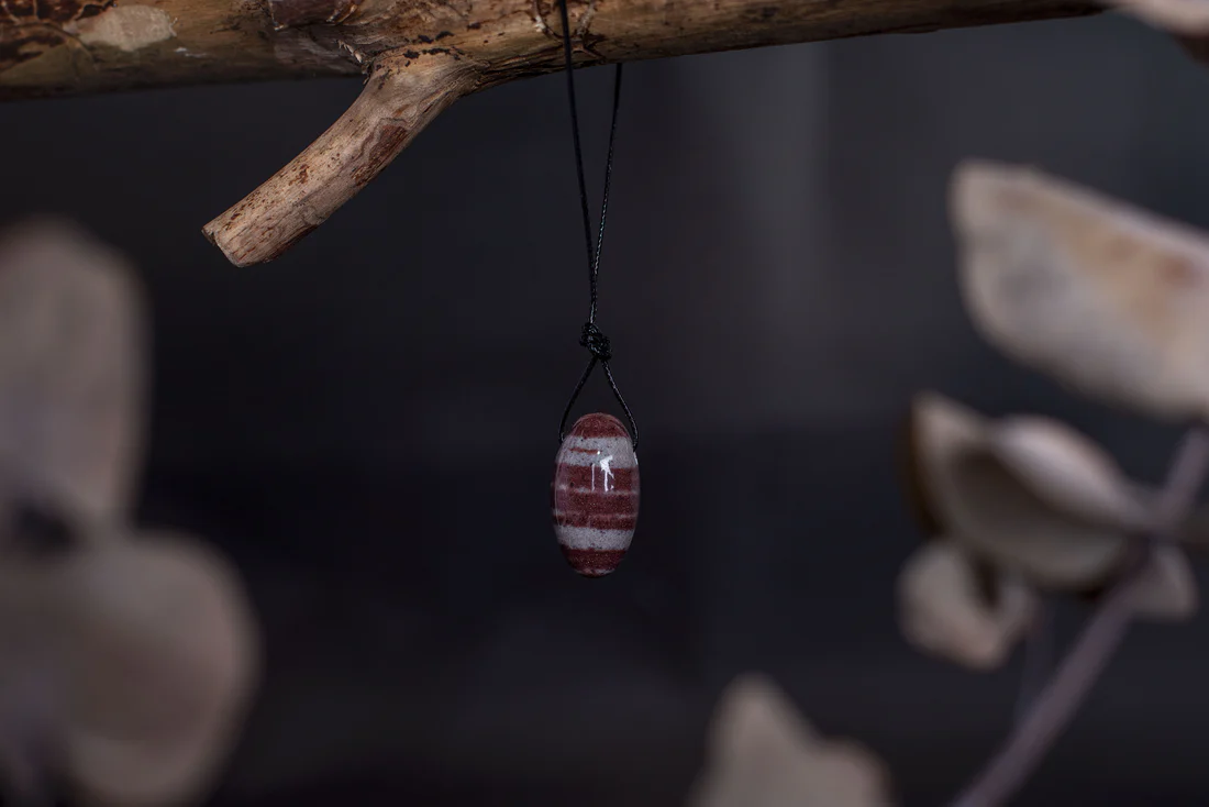 DAG_80 Shiva lingam pendant - Image 1