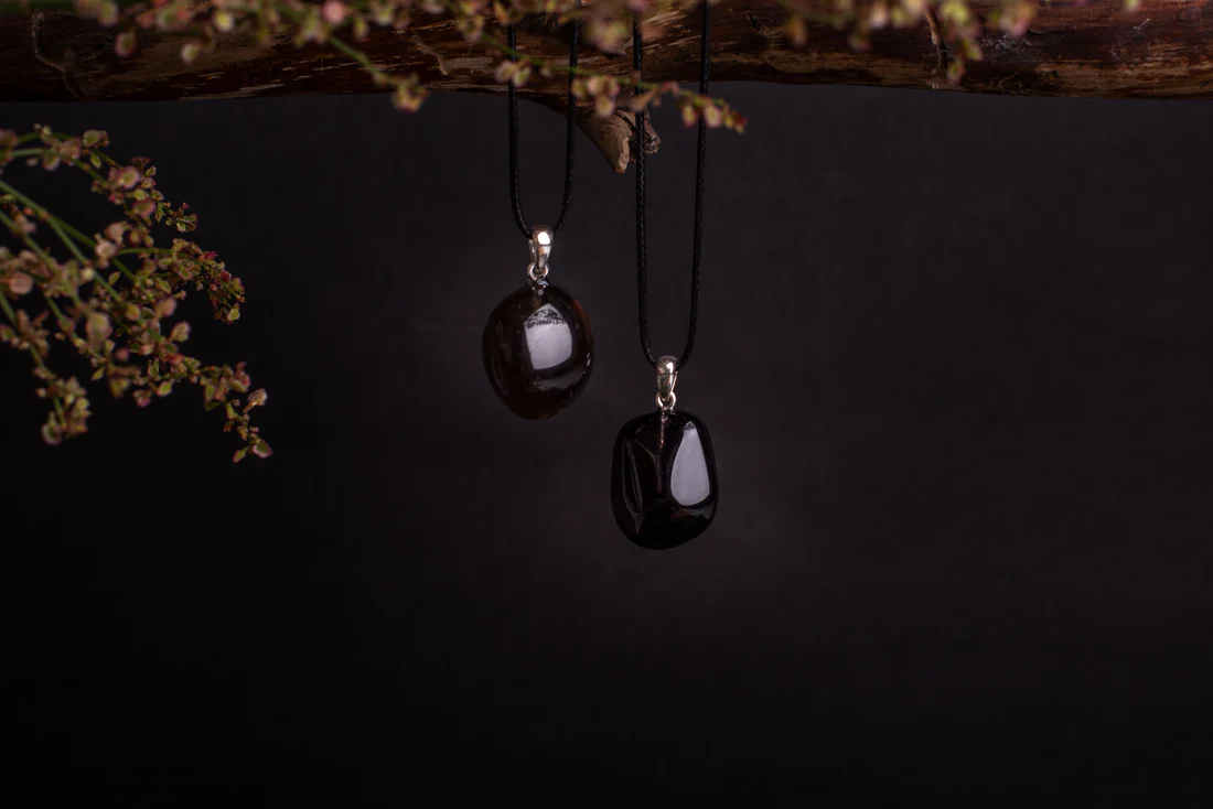 apachetear Apache tear pendant – 925 silver - Image 1