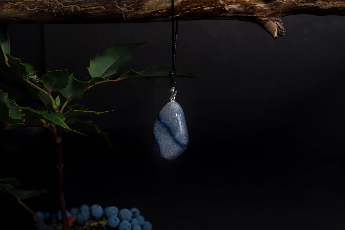 bluequartz_f74647e1-73dd-4c3d-9d63-212dc4c099e7 Blue quartz pendant – 925 silver - Image 1